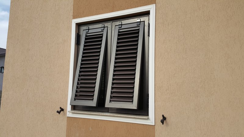 JVS, producaror de rulouri si obloane, Bucuresti si Ilfov